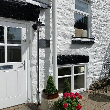 Workshop Cottage بيت للعطل سيدبرغ
